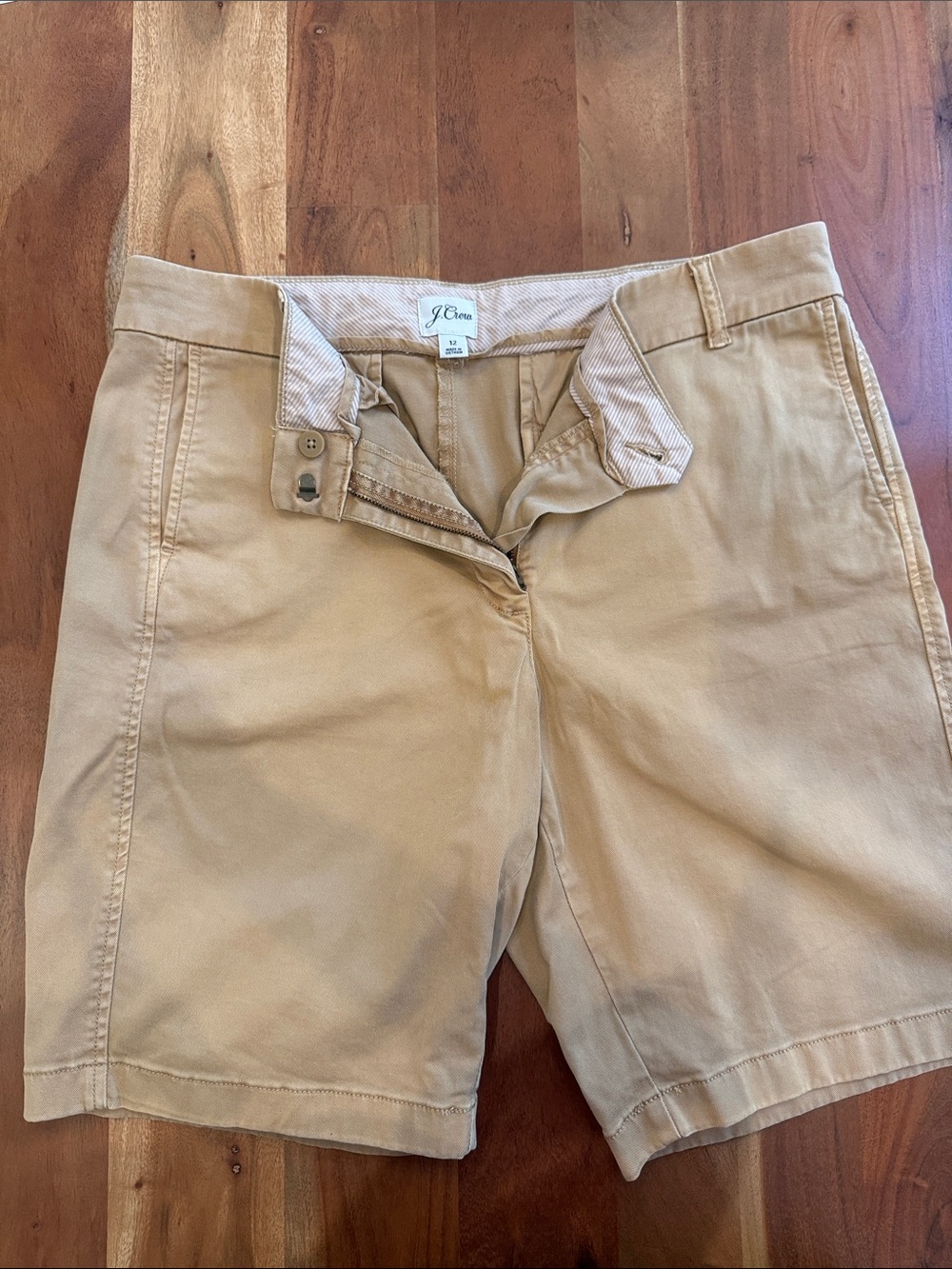 J. Crew Women’s Khaki Tan Bermuda Shorts Size 12, Inseam 9.5 Inches